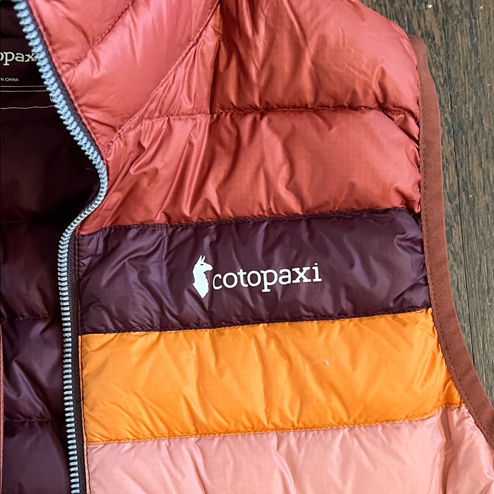 Cotopaxi Multicolor Vest- medium - Picture 4 of 7